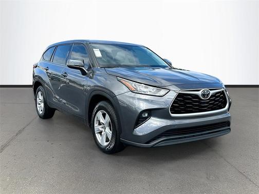 2020 Toyota Highlander LE