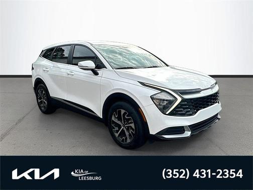 Glacial White Pearl 2023 Kia Sportage EX