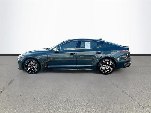 2022 Kia Stinger GT-Line
