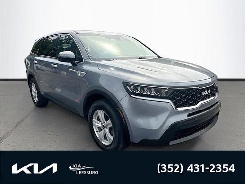 Everlasting Silver 2023 Kia Sorento LX