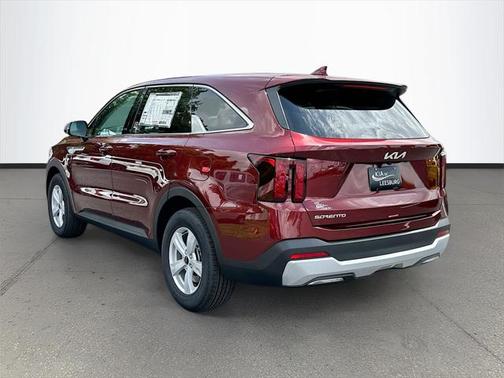 2025 Kia Sorento LX