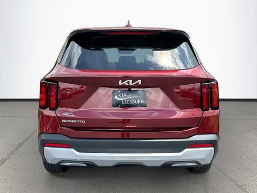 2025 Kia Sorento LX