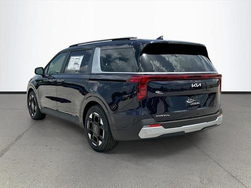 2025 Kia Carnival EX