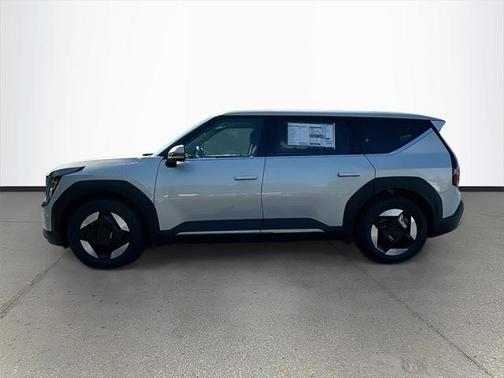2026 Kia EV9 Light Long Range