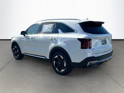 White Pearl 2026 Kia Sorento Hybrid EX