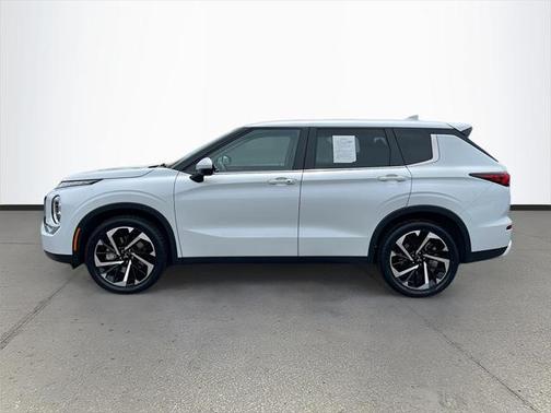 2023 Mitsubishi Outlander SE 2.5 2WD