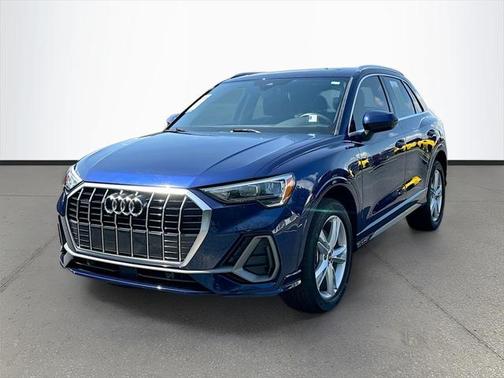 2021 Audi Q3 45 S line Premium