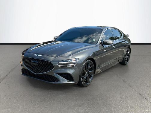Makalu Gray 2023 Genesis G70 2.0T RWD