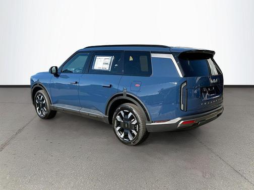 Midnight Lake Blue 2027 Kia Telluride S
