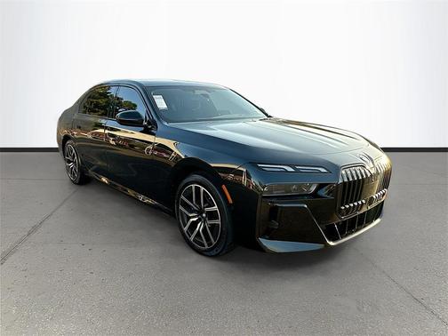 2023 BMW 760 i xDrive