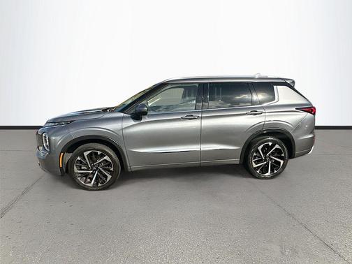 Mercury Gray Metallic 2022 Mitsubishi Outlander SEL