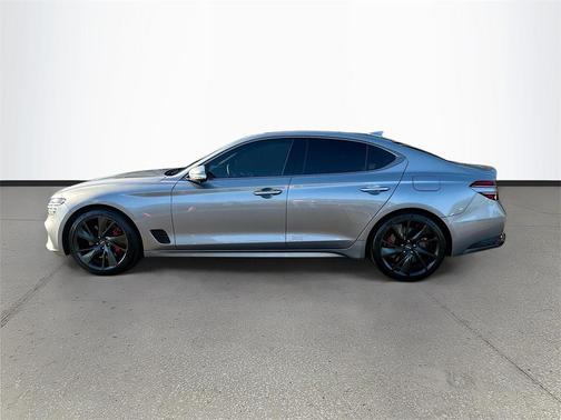 2023 Genesis G70 3.3T RWD