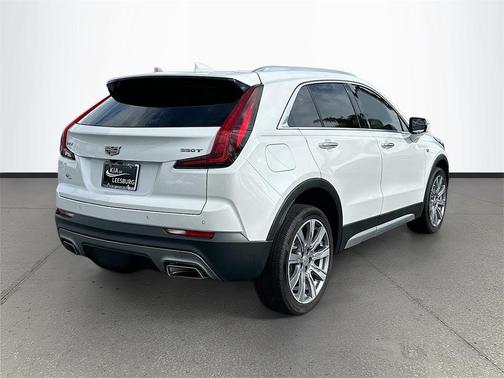 2021 Cadillac XT4 Premium Luxury