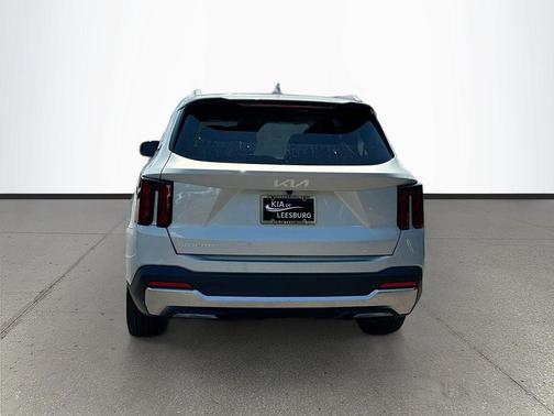 Ivory 2026 Kia Sorento EX