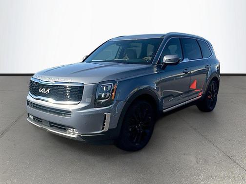 Everlasting Silver 2022 Kia Telluride SX