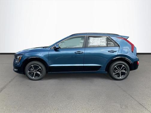 2025 Kia Niro SX