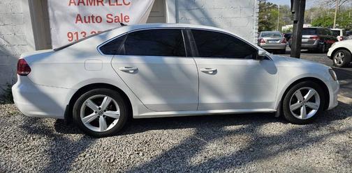 2013 Volkswagen Passat 2.5 SE