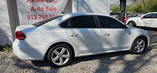 2013 Volkswagen Passat 2.5 SE