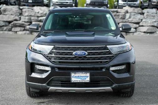 AGATE BLACK METALLIC 2024 Ford Explorer XLT