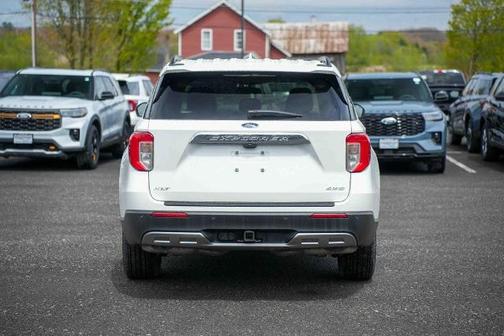STAR WHITE MET TRI-COAT 2023 Ford Explorer XLT
