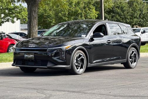 Aurora Black Pearl 2026 Kia K4 EX