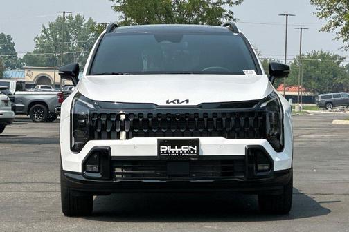 Glacial White Pearl 2026 Kia Sportage X-Line