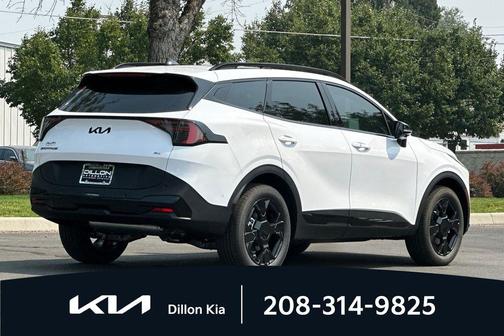 Glacial White Pearl 2026 Kia Sportage X-Line