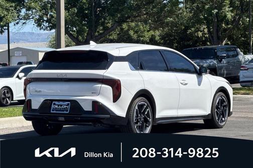 Snow White Pearl 2026 Kia K4 GT-Line