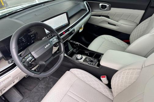 Green 2026 Kia Sorento Hybrid X-LINE SX PRESTIGE
