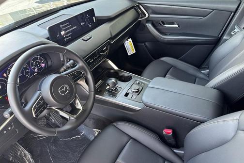 Zircon Sand Metallic 2026 Mazda CX-70 PHEV SC