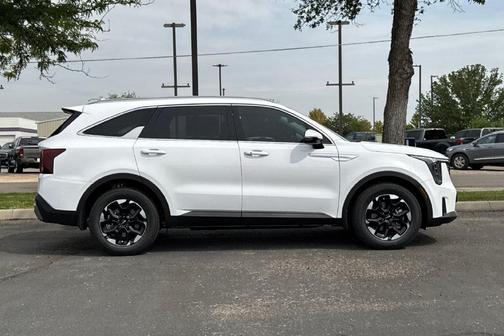 Glacial White Pearl 2026 Kia Sorento S