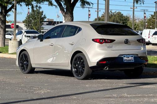 Platinum Quartz Metallic 2026 Mazda Mazda3 FWD w/Select Package