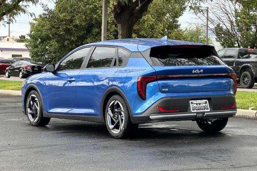 Wave Blue 2026 Kia K4 EX