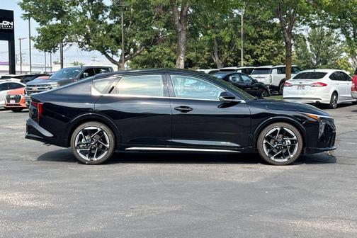 Aurora Black Pearl 2026 Kia K4 GT-Line