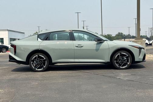 Haze 2026 Kia K4 GT-Line