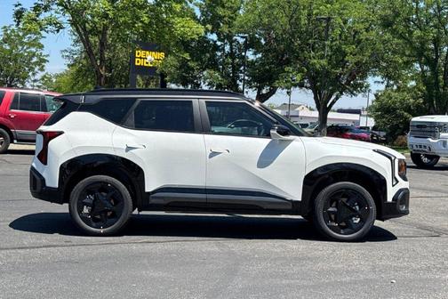 Snow White Pearl 2027 Kia Seltos X-Line