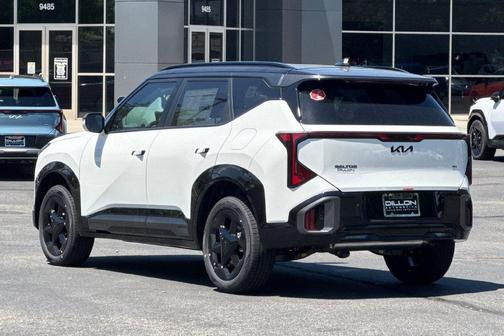 Snow White Pearl 2027 Kia Seltos X-Line S