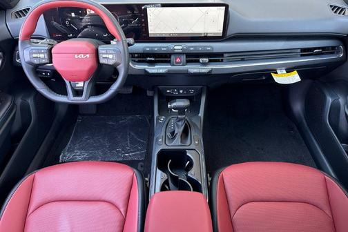 Snow White Pearl 2026 Kia K4 GT-Line