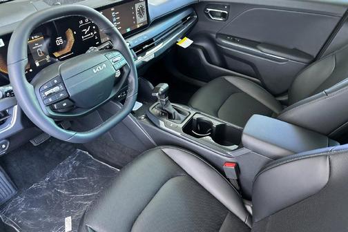 Aurora Black Pearl 2026 Kia K4 EX