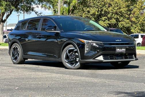 Aurora Black Pearl 2026 Kia K4 EX