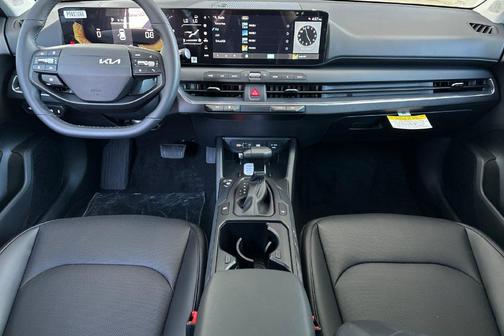 Aurora Black Pearl 2026 Kia K4 EX
