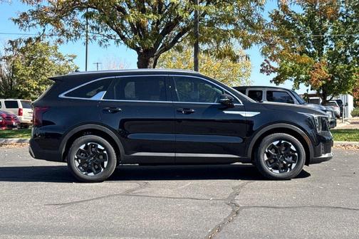 Ebony Black 2026 Kia Sorento S