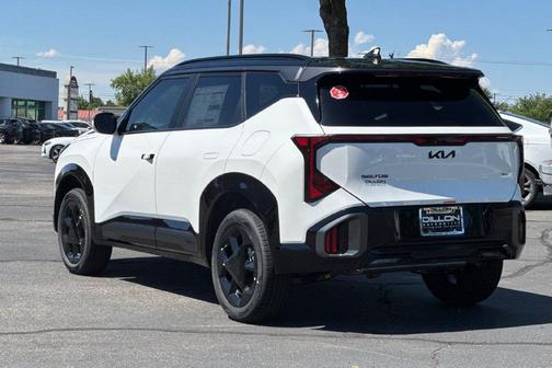 Snow White Pearl 2027 Kia Seltos X-Line S