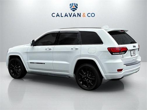 2022 Jeep Grand Cherokee Laredo