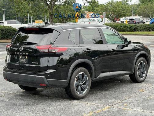 Super Black 2024 Nissan Rogue SV