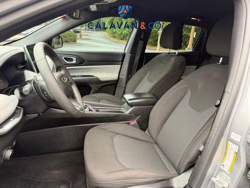Billet Silver Metallic Clearcoat 2023 Jeep Compass Sport