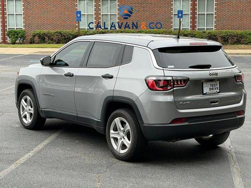 Billet Silver Metallic Clearcoat 2023 Jeep Compass Sport