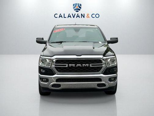Diamond Black Crystal Pearlcoat 2022 RAM 1500 Big Horn/Lone Star