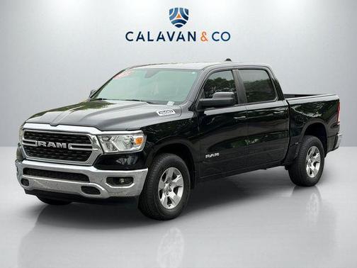 Diamond Black Crystal Pearlcoat 2022 RAM 1500 Big Horn/Lone Star