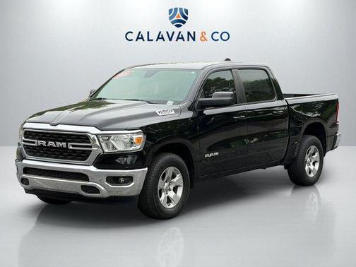 Diamond Black Crystal Pearlcoat 2022 RAM 1500 Big Horn/Lone Star